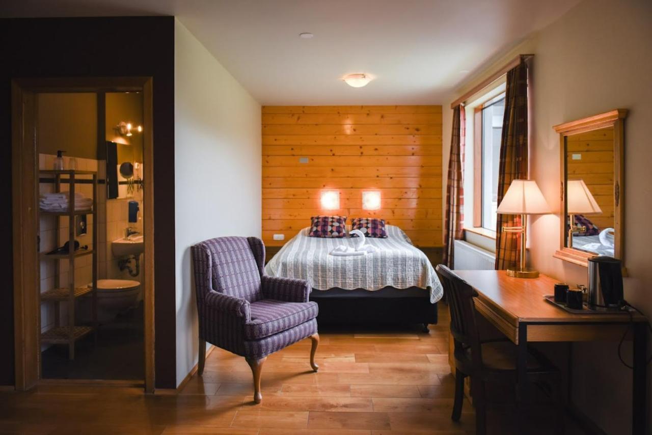 Hotel Latrabjarg Hnjotur Экстерьер фото