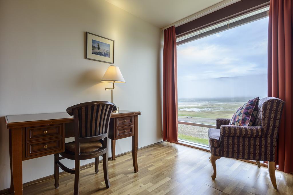 Hotel Latrabjarg Hnjotur Экстерьер фото